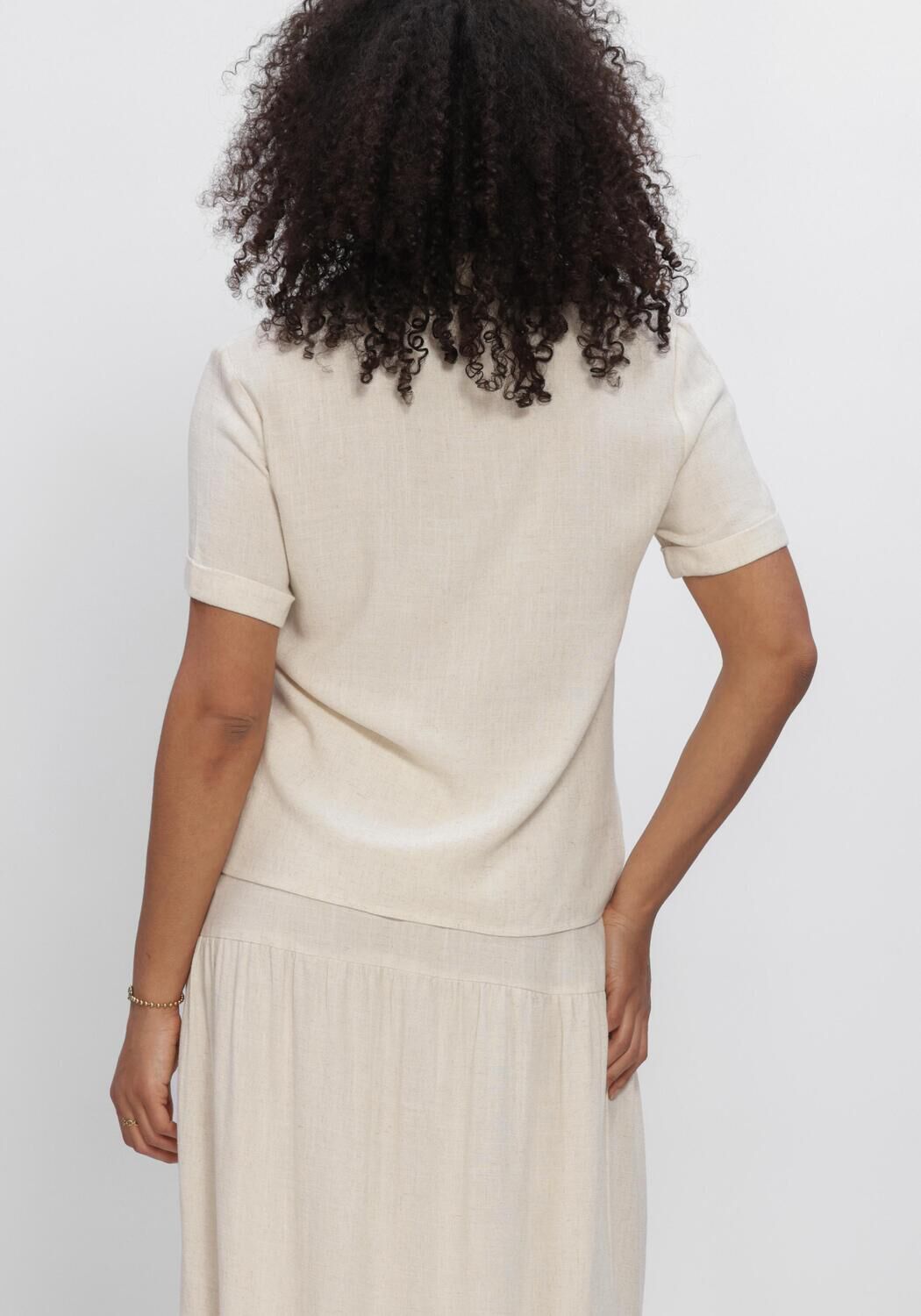 OBJECT OBJSANNE S/S RE SHIRT Blouses en beige - large