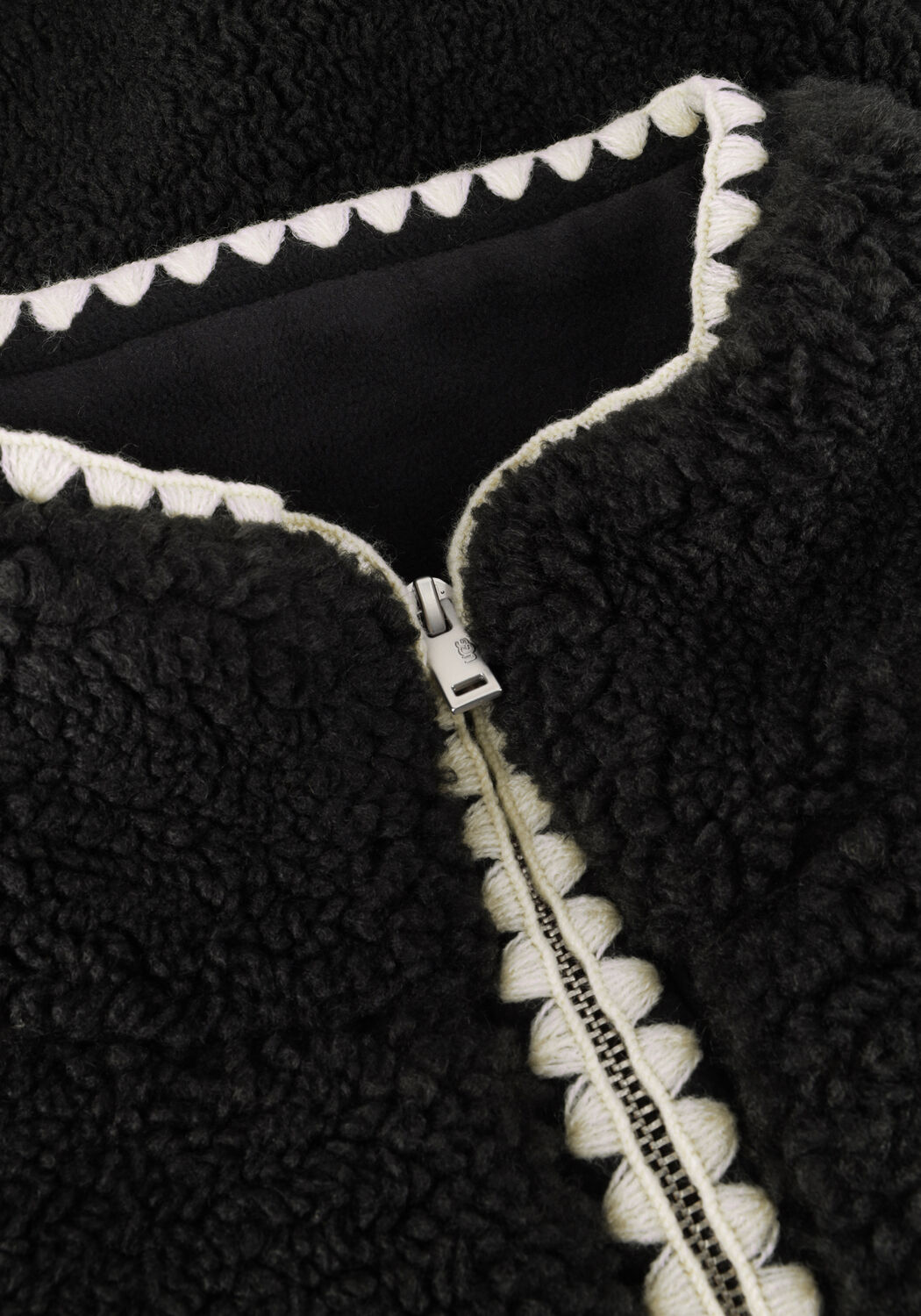 UGG Jack NIKIA CHROCHET FLUFF JACKET en noir - large