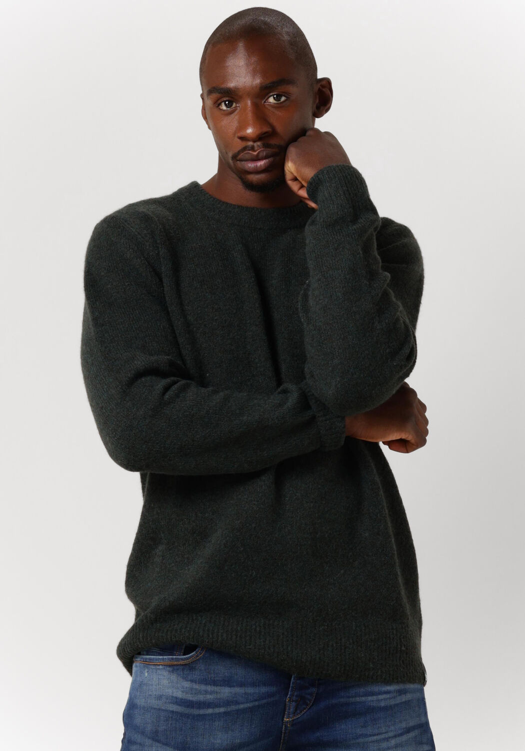 SCOTCH SODA Pull SOFT KNIT MELANGE CREWNECK PULL en vert Omoda