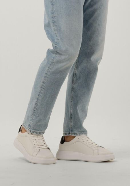 CALVIN KLEIN Baskets basses LOW TOP LACE UP en blanc - large