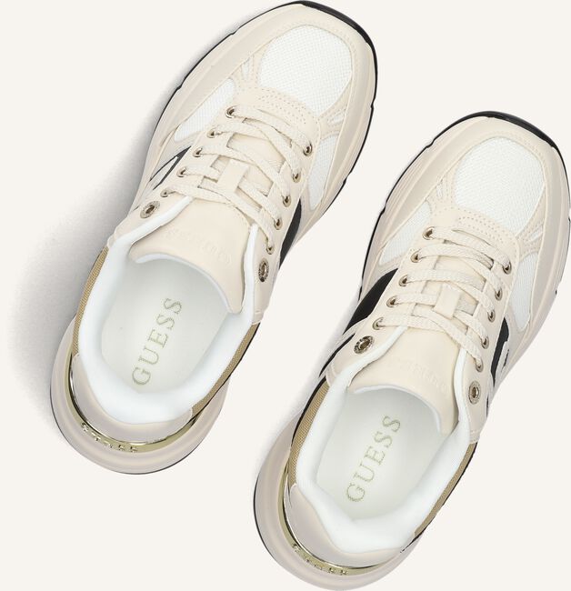 Creme GUESS Sneakers FONZI Creme GUESS Sneakers FONZI - large