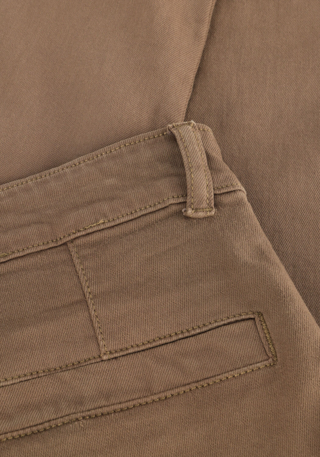 INDIAN BLUE JEANS Pantalon cargo CARGO PANT INDIAN en marron - large