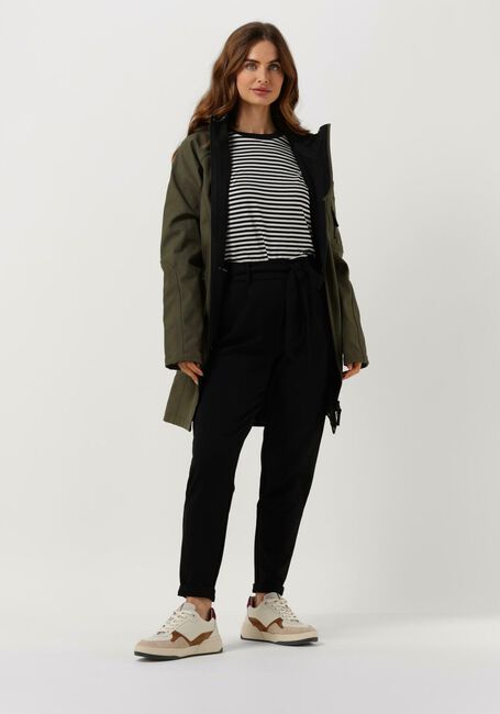 Zwarte SELECTED WOMEN T-shirt SLFMY PERFECT SS TEE BOX CUT-STRI B - large