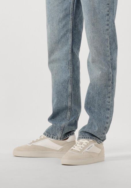 Witte NEW BALANCE Sneakers M2002R M - large