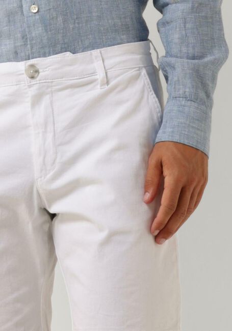 MATINIQUE Pantalon courte MATHOMAS SHORT en blanc - large