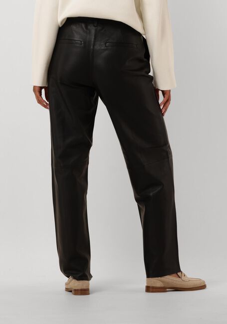 SELECTED FEMME Pantalons longs SLFANNEMAI MW LEATHER PANT en noir - large