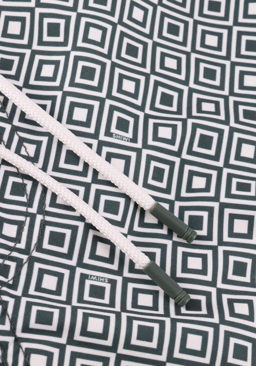 SHIWI MIKE SWIM SHORTS 7 INCH GEO SQUARE Shorts de bain en vert - large