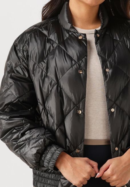 DEBLON SPORTS Veste matelassé SCARLET en noir - large