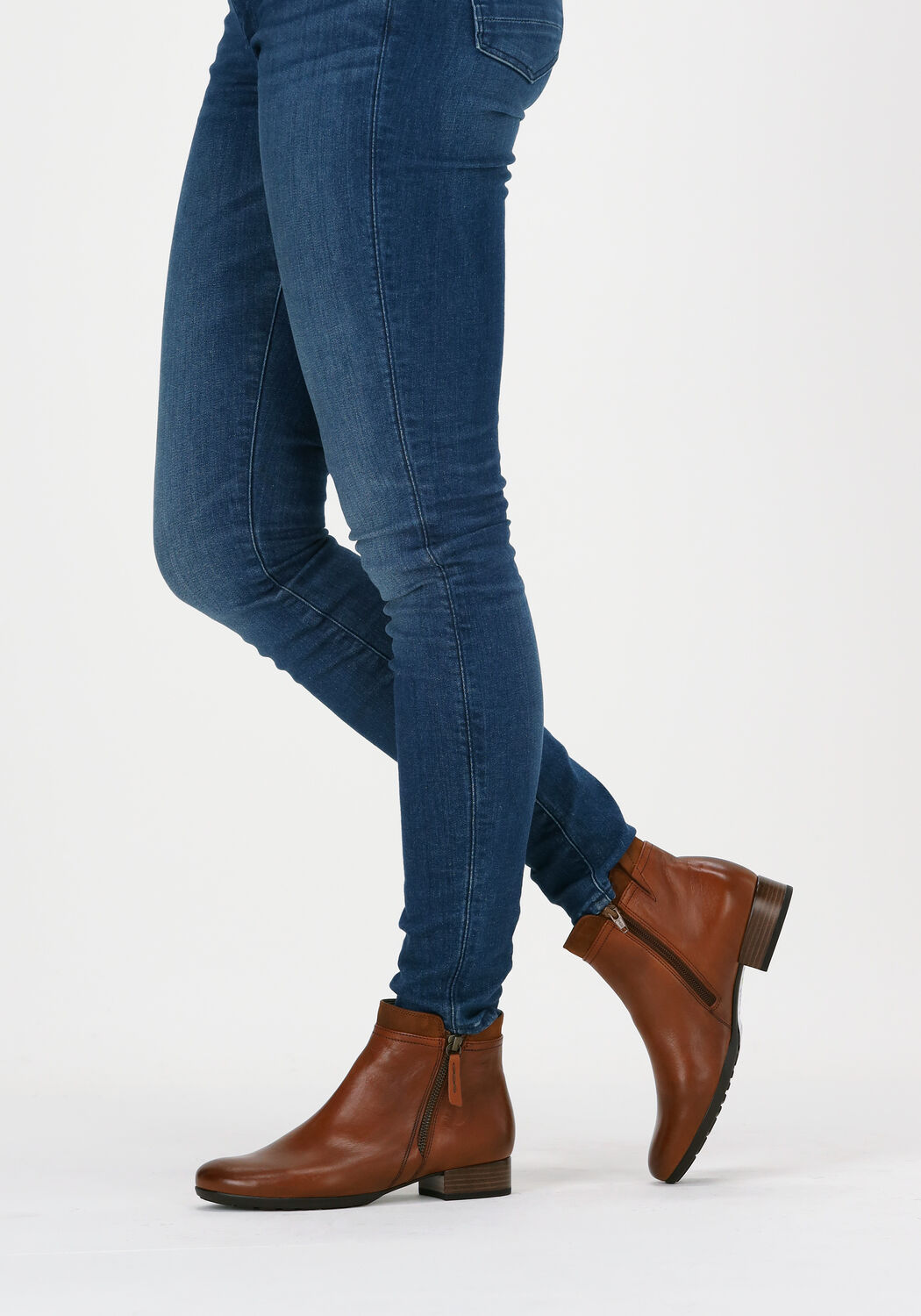 GABOR 718 Bottines en cognac - large