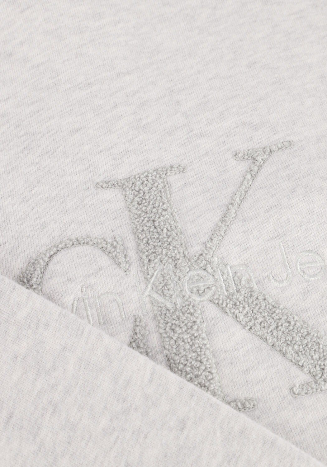 CALVIN KLEIN Pull CHENILLE MONOLOGO CREW NECK en gris - large