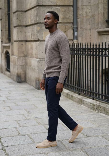 GENTILUOMO Pull ROUND LS en taupe - large