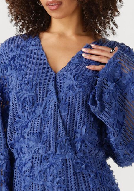 ALIX THE LABEL Mini robe KNITTED TAPE LACE DRESS en bleu - large