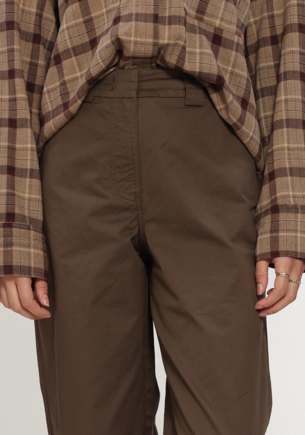 ROUGE EDIT Pantalon large ROUFIONA HW W/F F/L TROUSER en marron - large