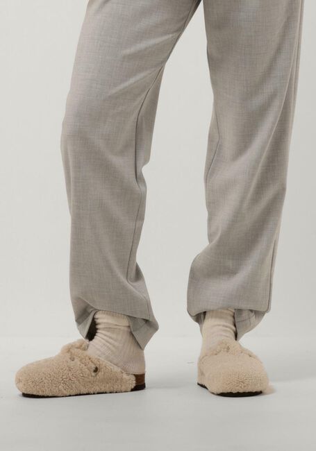 SCHOLL FAE Chaussures à enfiler en beige - large
