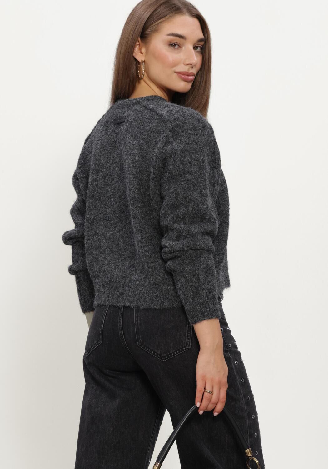 HAUTE L'AMITI&Eacute; Trui DARCIA REVERSE CROP POCKET KNIT - large