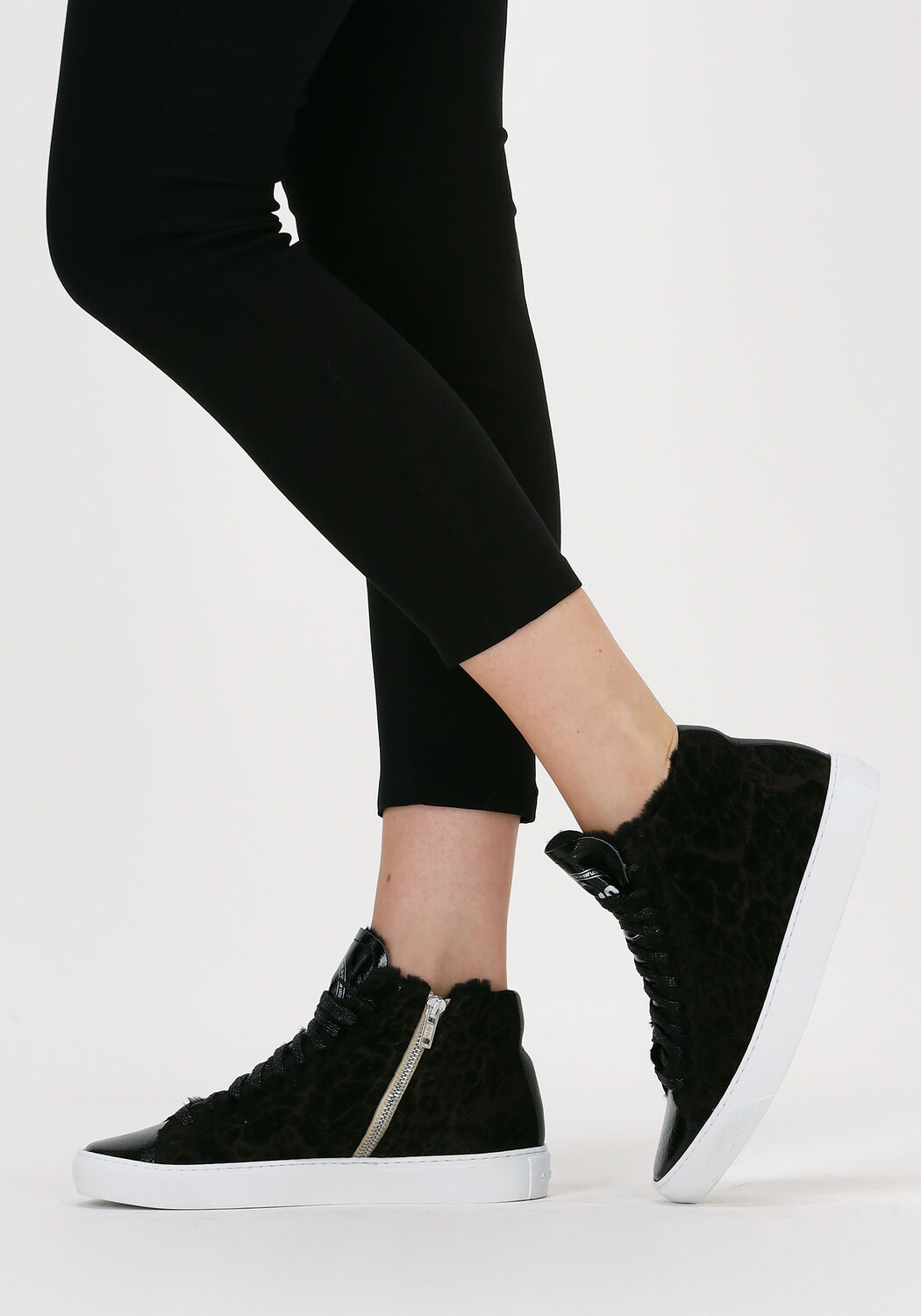 P448 noir hotsell