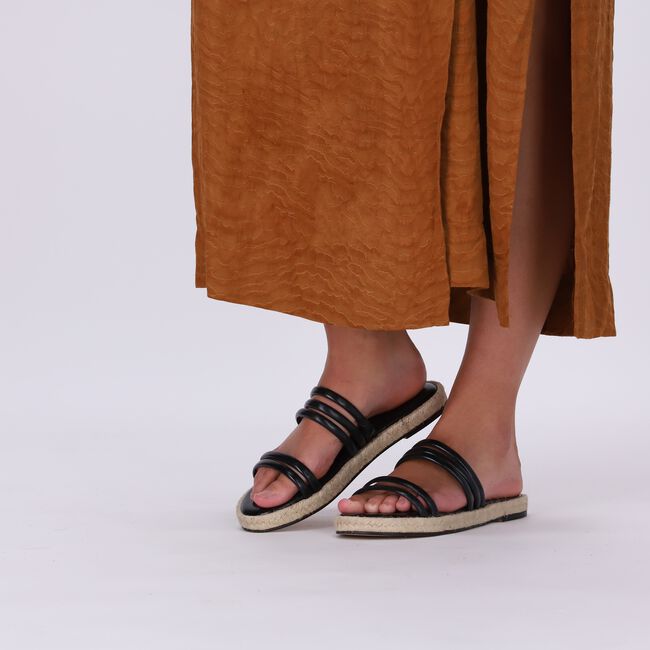 Zwarte FRED DE LA BRETONIERE Slippers 154010004 Zwarte FRED DE LA BRETONIERE Slippers 154010004 - large