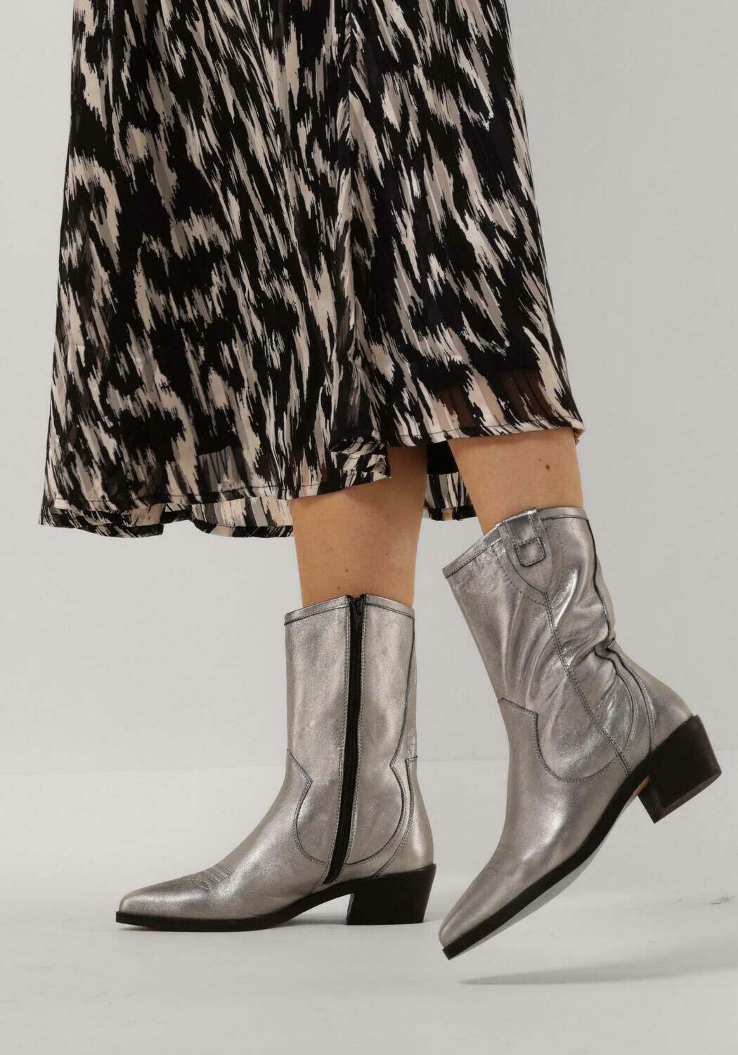 NOTRE-V 18050 Bottines en argent - large