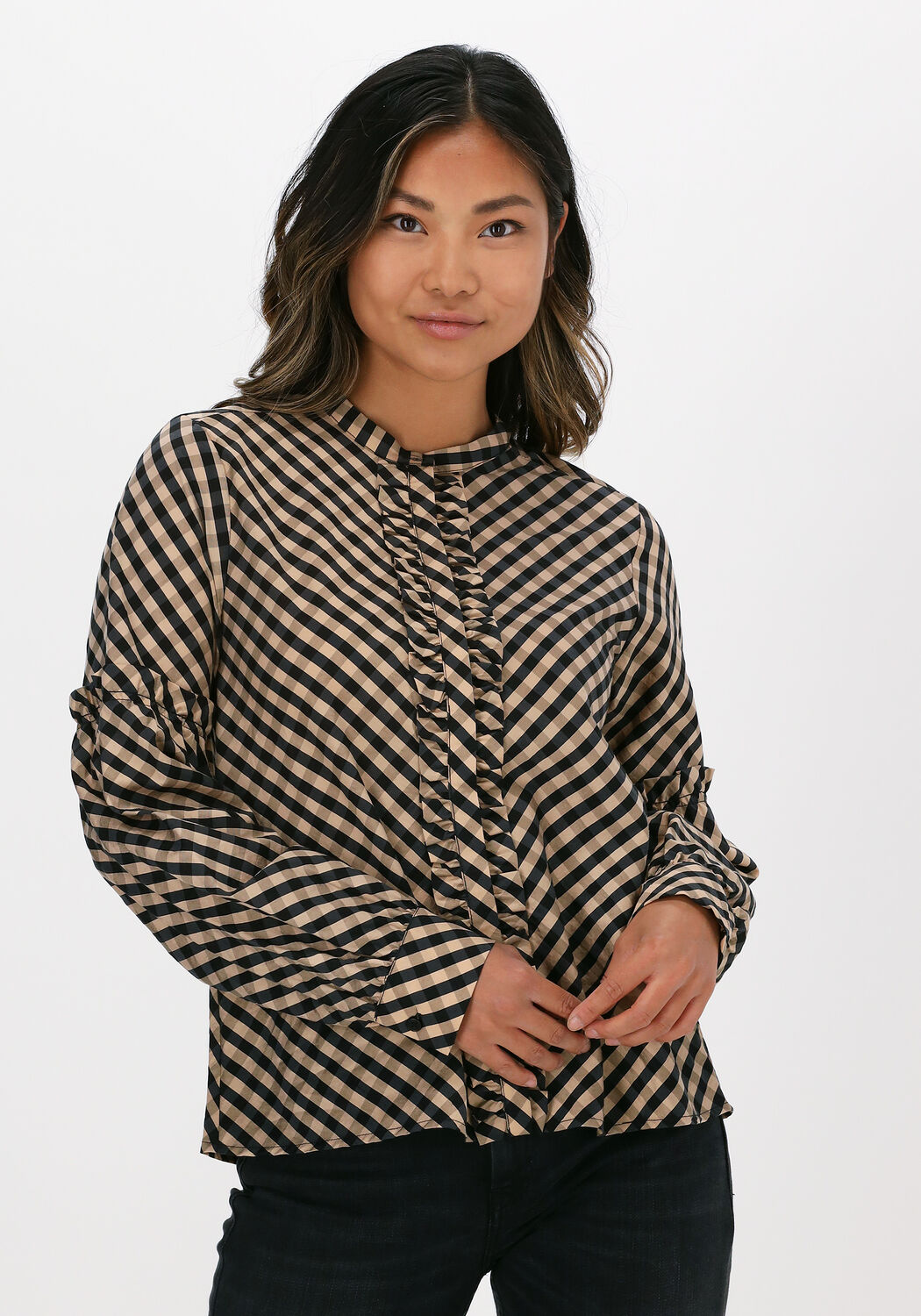 LEVETE ROOM KAMMA 5 Blouses en noir | Omoda