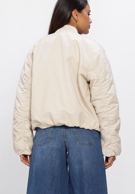 MOSCOW Jack 01-08-WILLOW &Eacute;cru - large