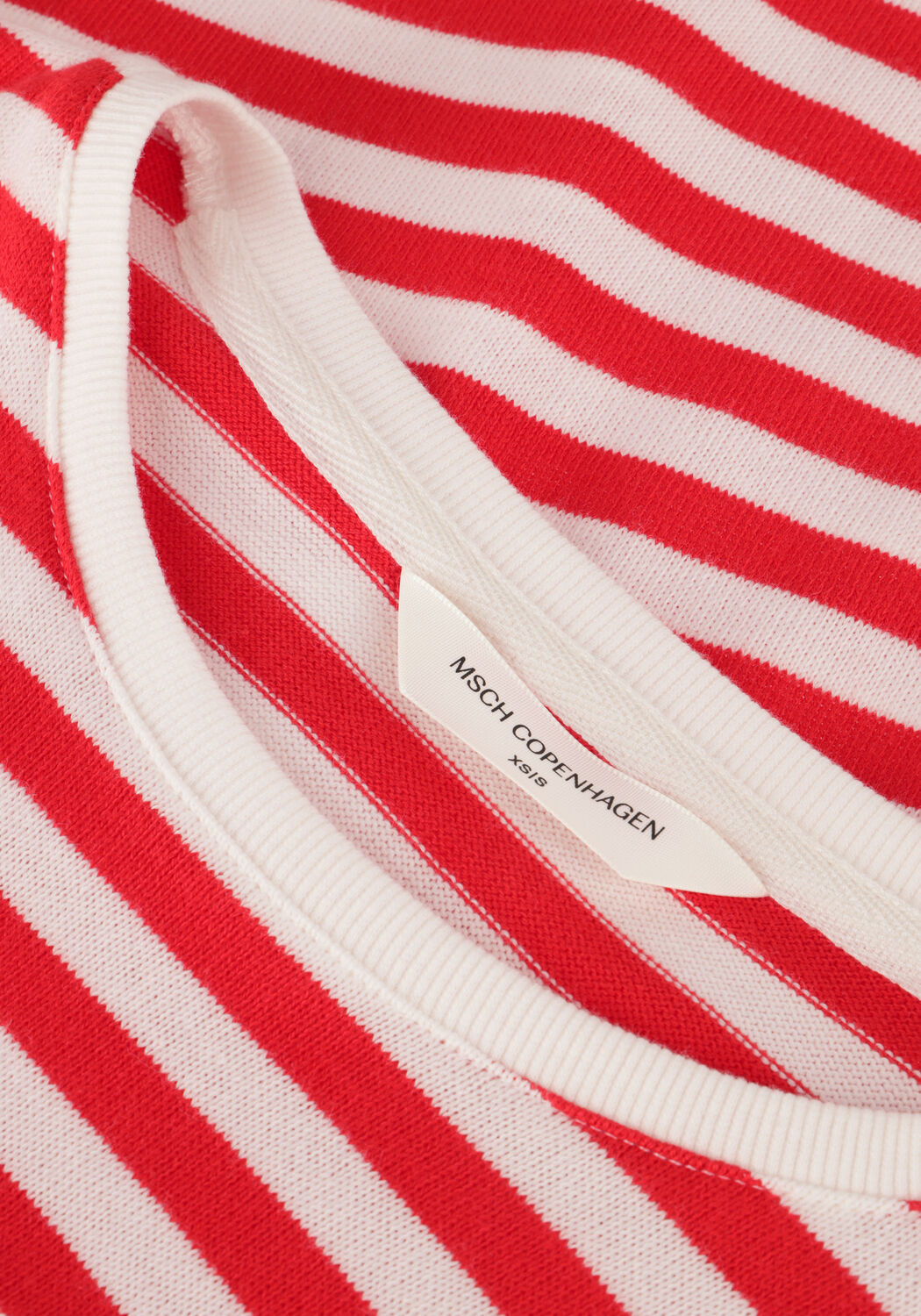 MSCH COPENHAGEN T-shirt MSCHKEMBA BAHARA SS PULLOVER STP en rouge - large