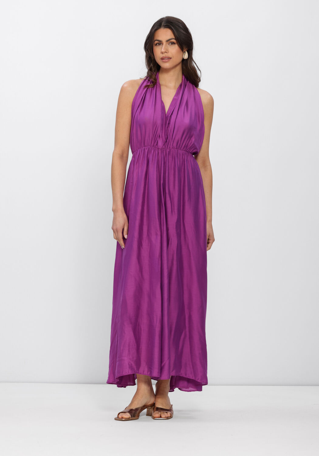 NEMA N242 Robes en violet - large