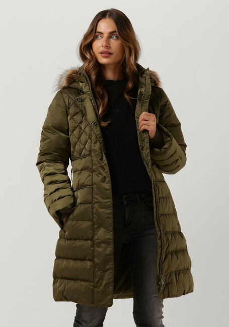 GUESS LOLIE DOWN JACKET - large
