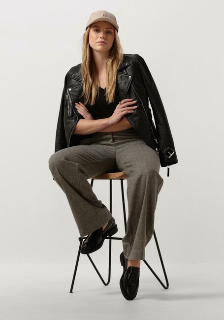 TOMMY HILFIGER T-shirt NEW SLIM CODY V-NECK SS en noir - large