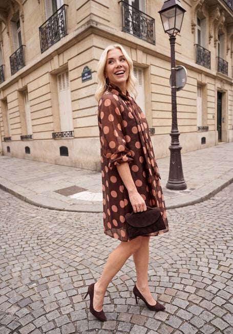 ANA ALCAZAR Mini robe 042234.3919 en marron - large