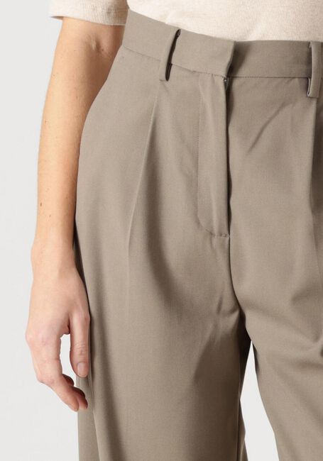 SECOND FEMALE Pantalon CARLANE TROUSERS en taupe - large