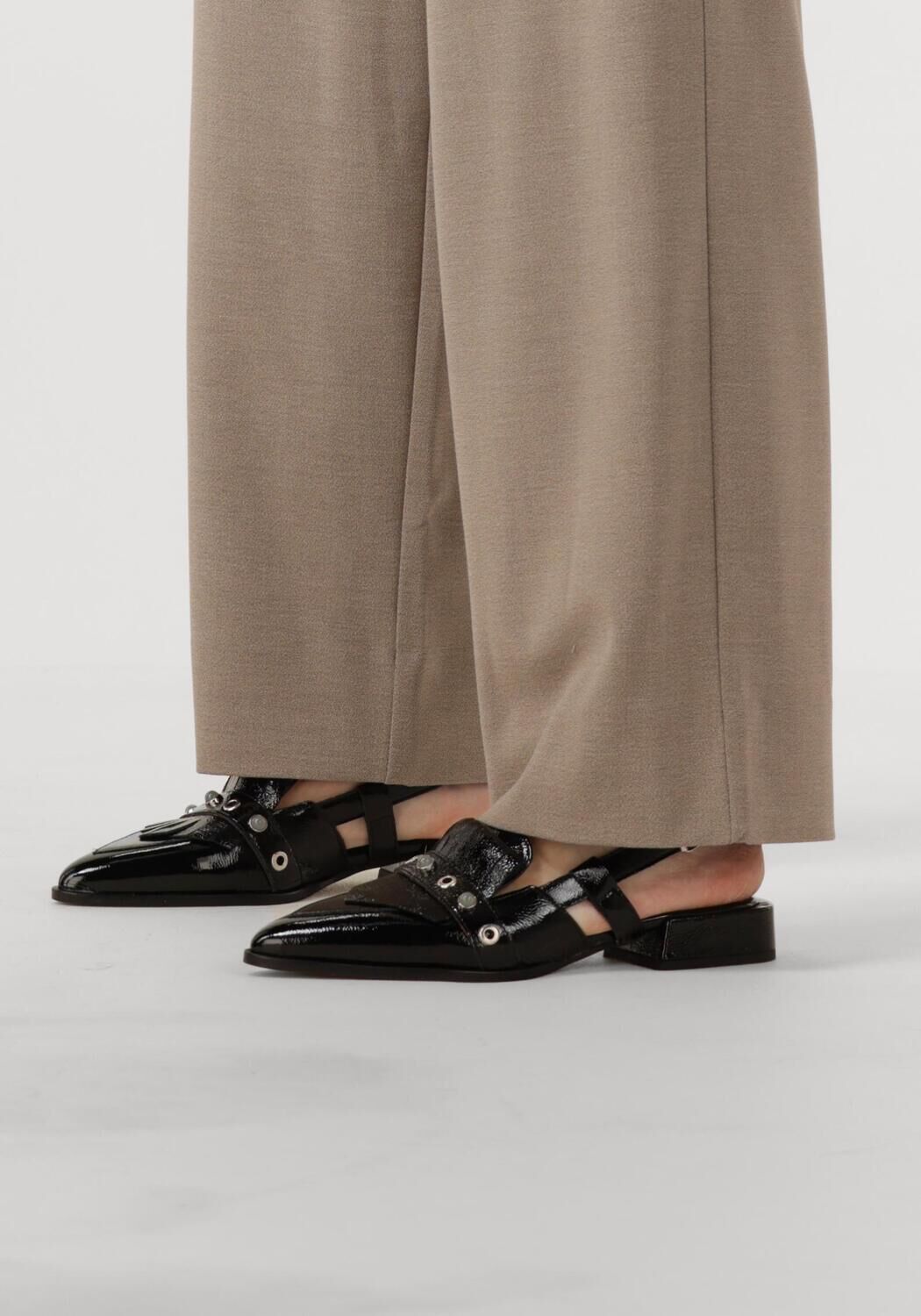 VIA VAI JAZZ TAMMI Slingbacks en noir - large