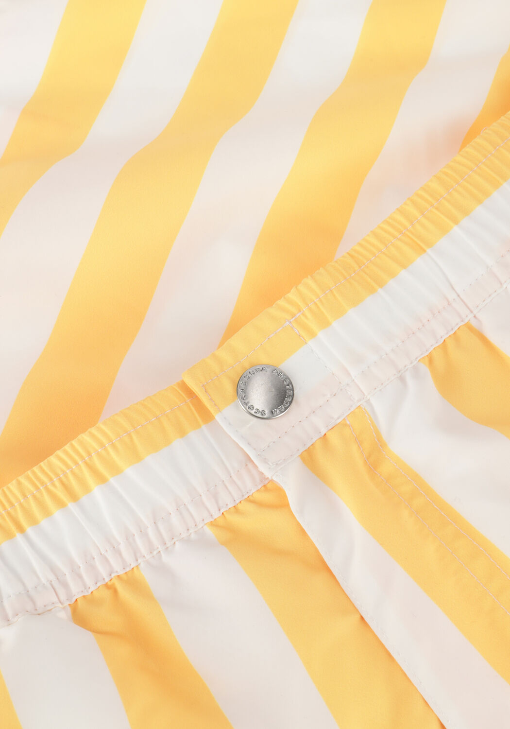 SCOTCH & SODA Shorts de bain STRIPED MID-LENGTH SWIMSHORT en jaune - large