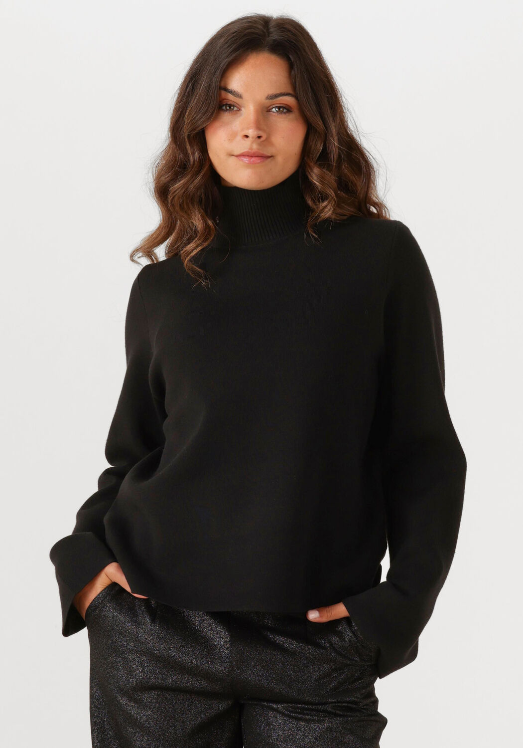 OBJECT Pull OBJREYNARD HIGH NECK PULLOVER en noir - large