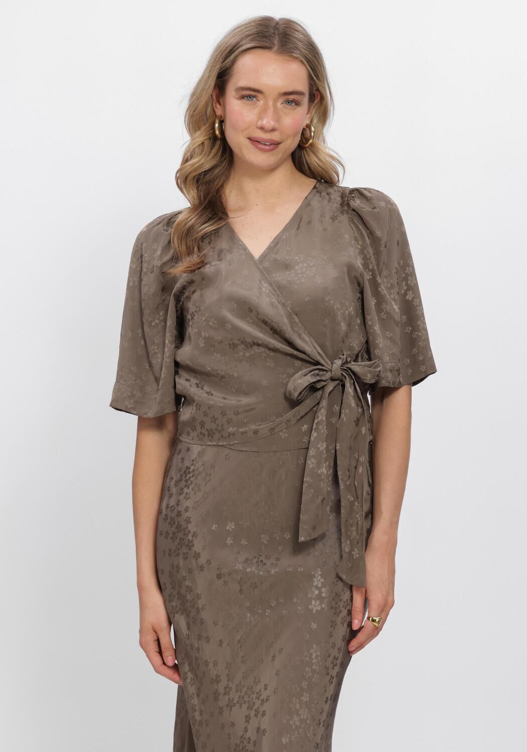 OBJECT OBJBELA RE S/S TOP Blouses en beige - large