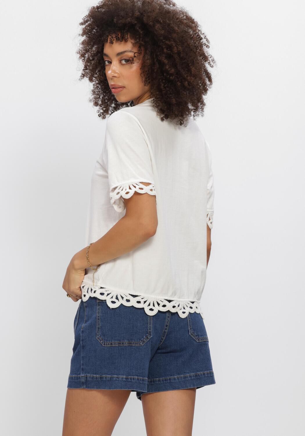 Y.A.S. YASMELLA SS T SHIRT Hauts & T-shirts en blanc - large