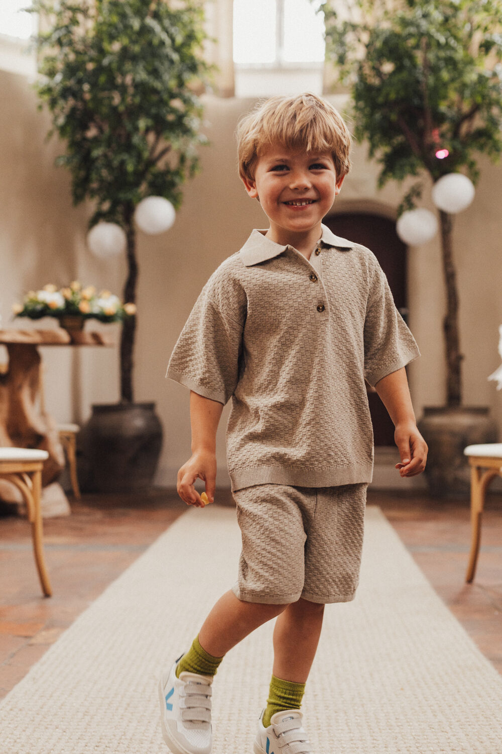 BAJE STUDIO T-shirt MILO en taupe - large