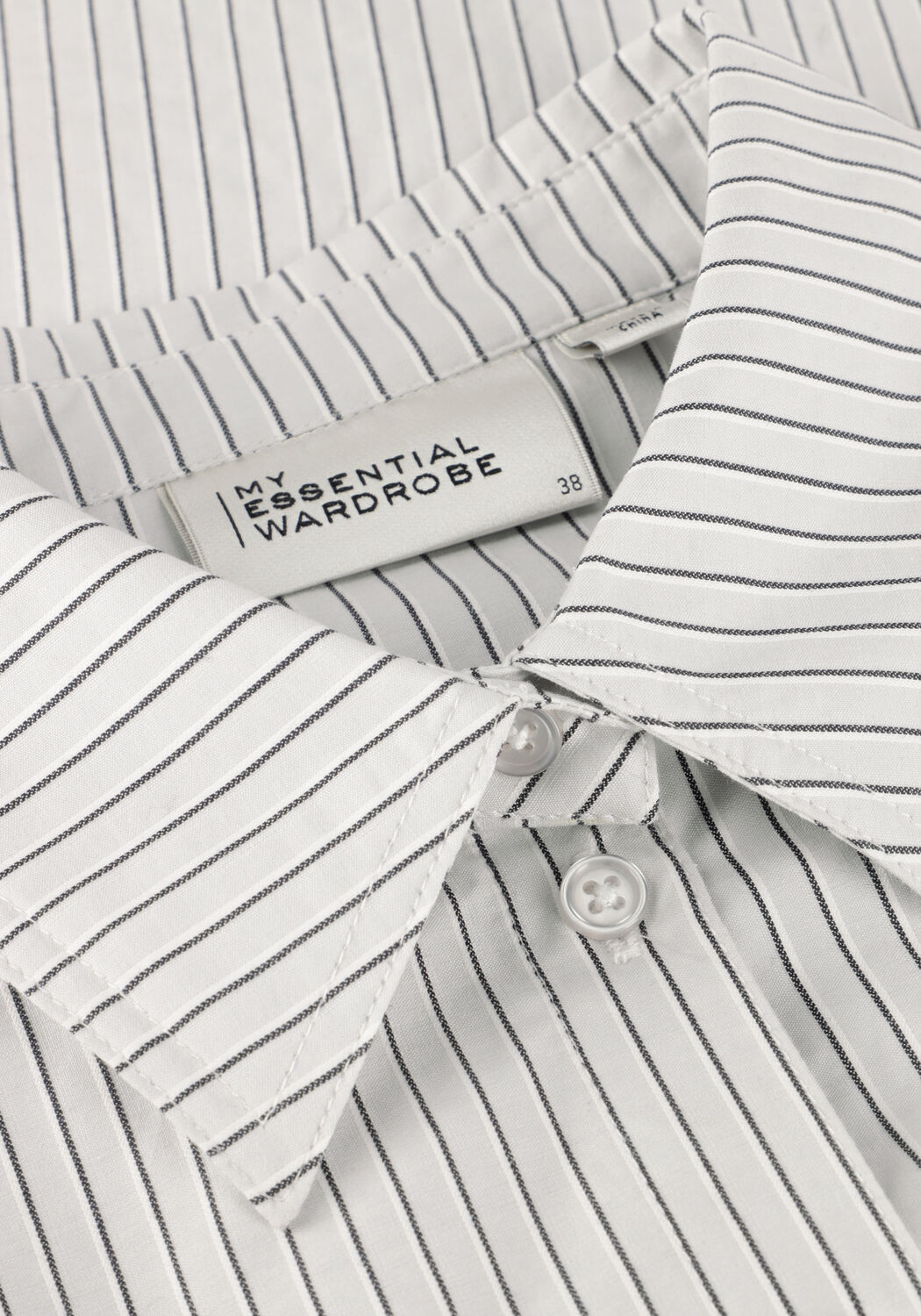 Witte MY ESSENTIAL WARDROBE  JEANMW SHORT SHIRT - large