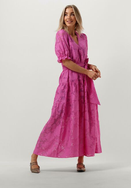 SELECTED WOMEN Robe midi SLFCATHI-SADIE 3/4 ANKLE DRESS en rose - large