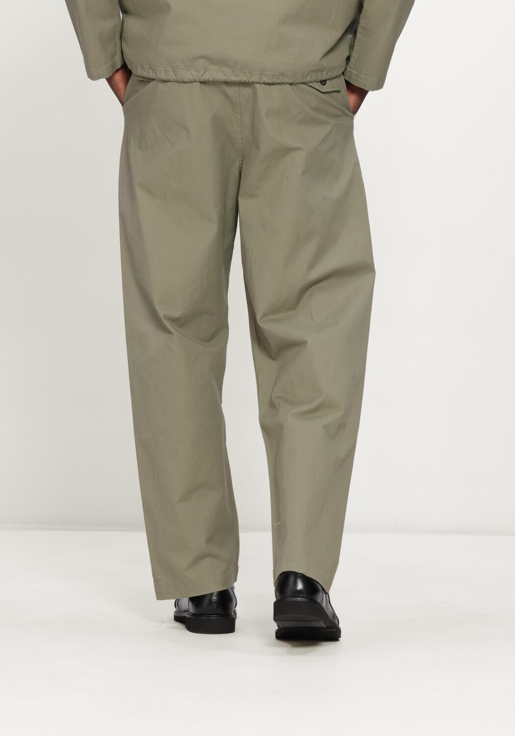 Khaki ANERKJENDT Wijde broek AKJAKOB COTTON PLEAT PANTS - large