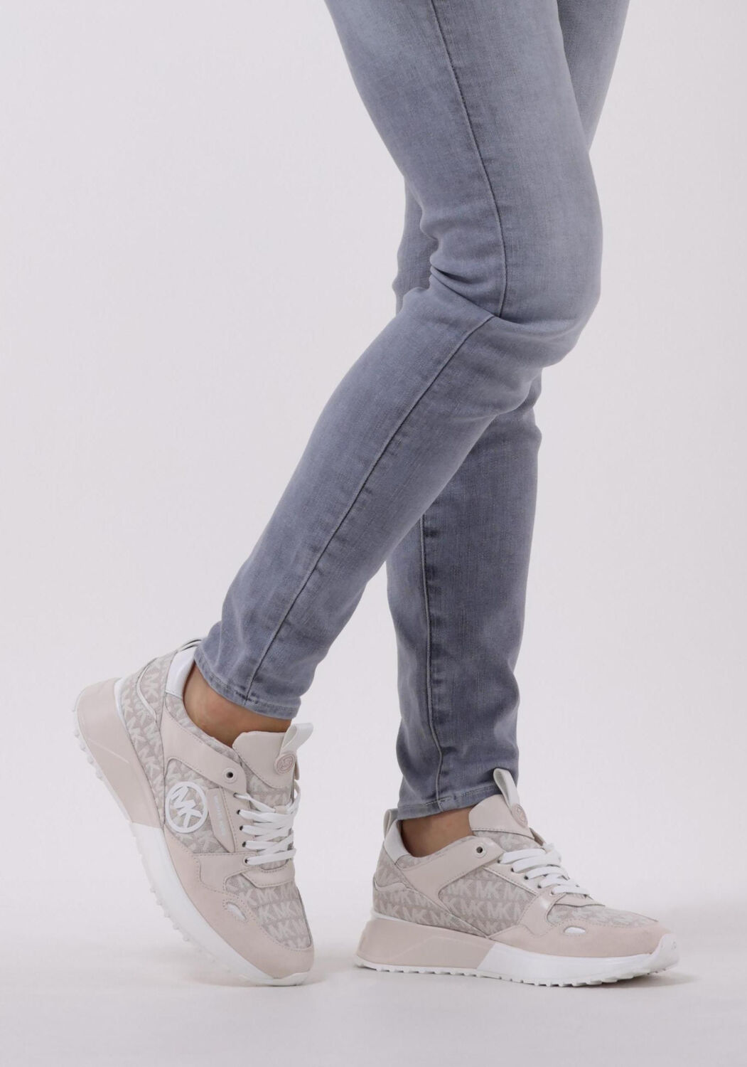 Beige MICHAEL KORS Sneakers THEO TRAINER - large