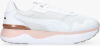 Witte PUMA Lage sneakers R78 VOYAGE JR - medium