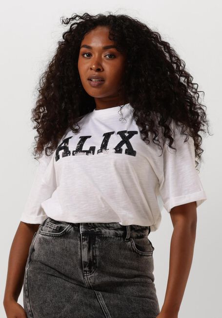 ALIX THE LABEL LADIES KNITTED ALIX SEQUIN T-SHIRT Hauts & T-shirts en blanc - large