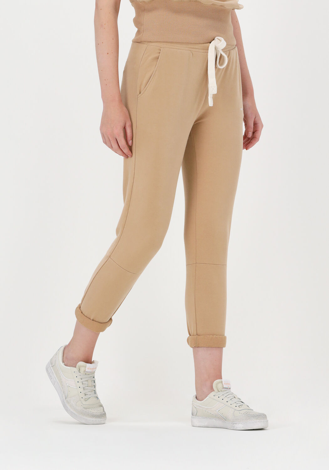 Cropped jogger 10 days online