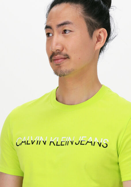 CALVIN KLEIN T-shirt MIXED INSTIT TECHNIQUE TEE en jaune - large