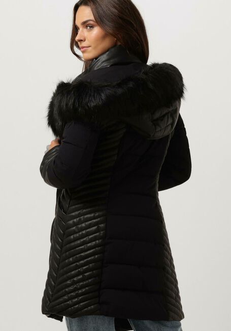 GUESS Veste matelass&eacute; NEW OXANA JACKET 1 en noir - large