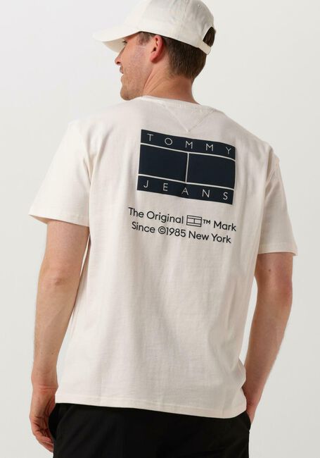 TOMMY JEANS T-shirt TJM REG ESSENTIAL CB FLAG TEE Blanc - large