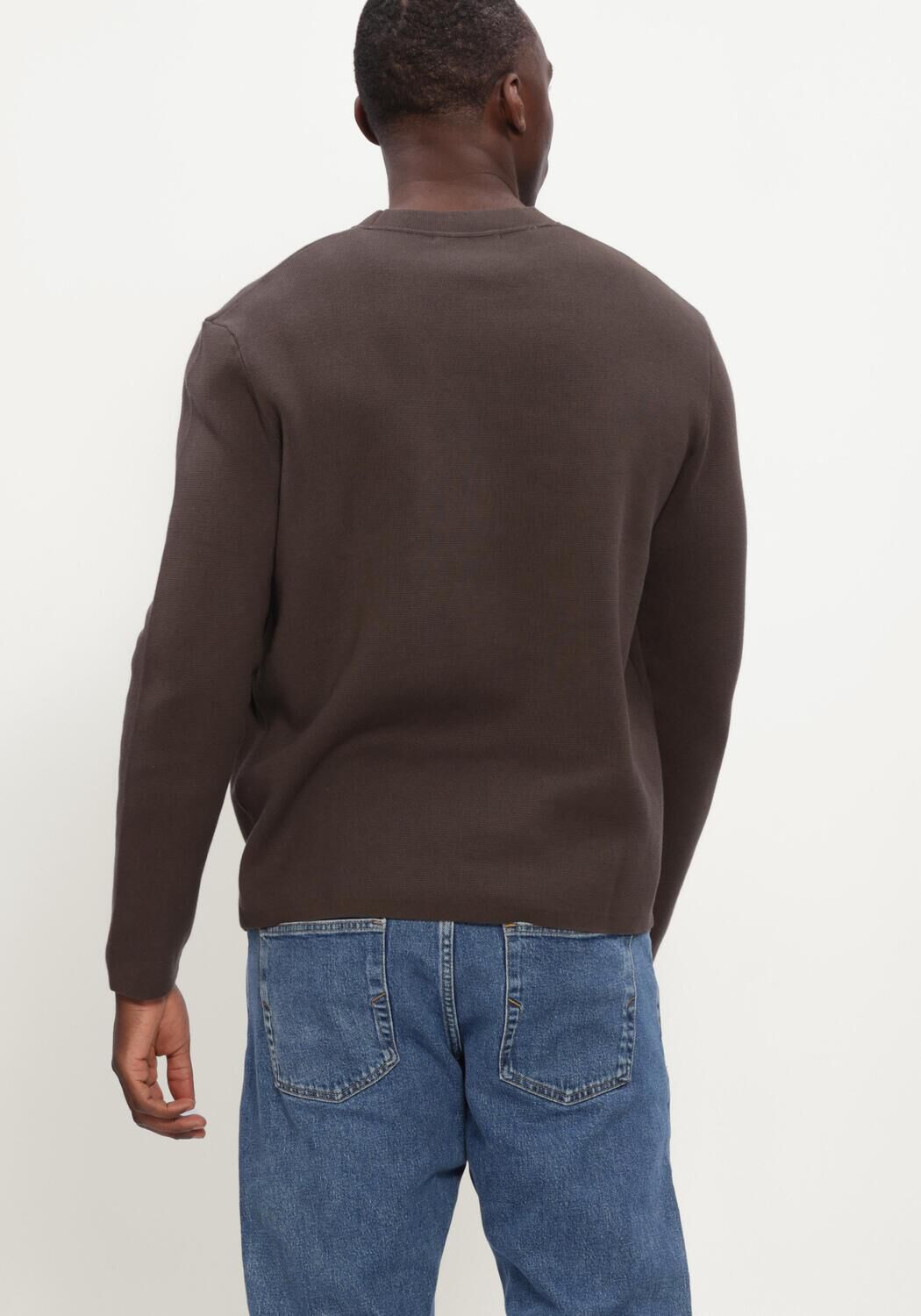 SELECTED MEN Chandail SLMMIKE LIGHT LS KNIT CREW NECK en marron - large