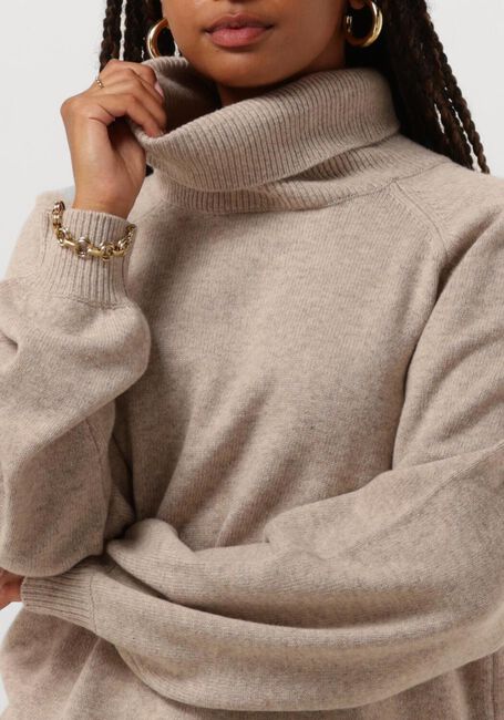 GESTUZ Col roulé MANZIGZ WOOL ROLLNECK en beige - large