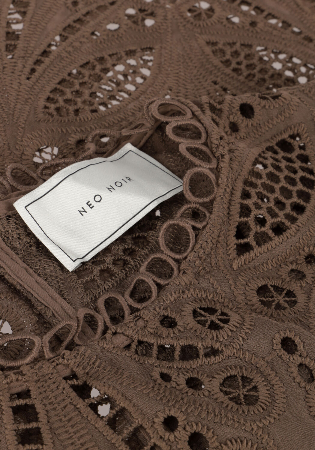 NEO NOIR ADELA EMBROIDERY BLOUSE Blouses en taupe - large