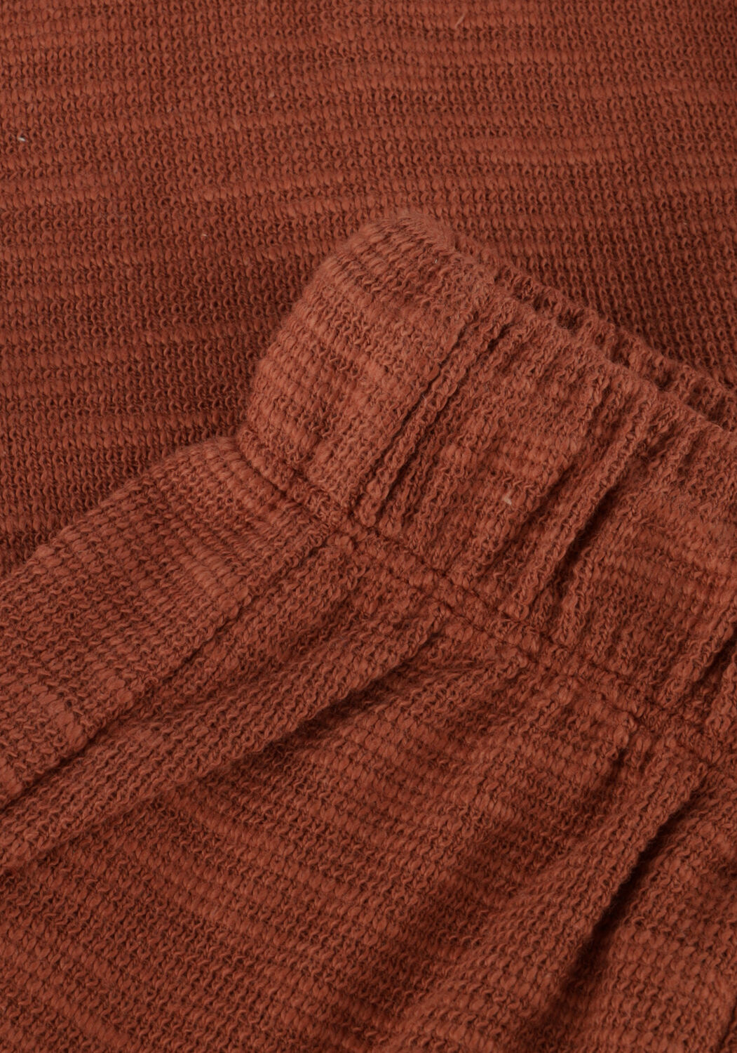 PLAY UP Pantalon courte RIB SHORTS en marron - large